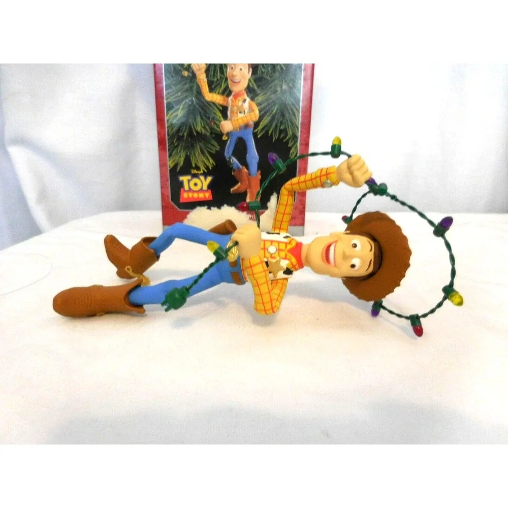 Hallmark Keepsake Ornament Walt Disney Toy Story Woody the Sheriff 1998